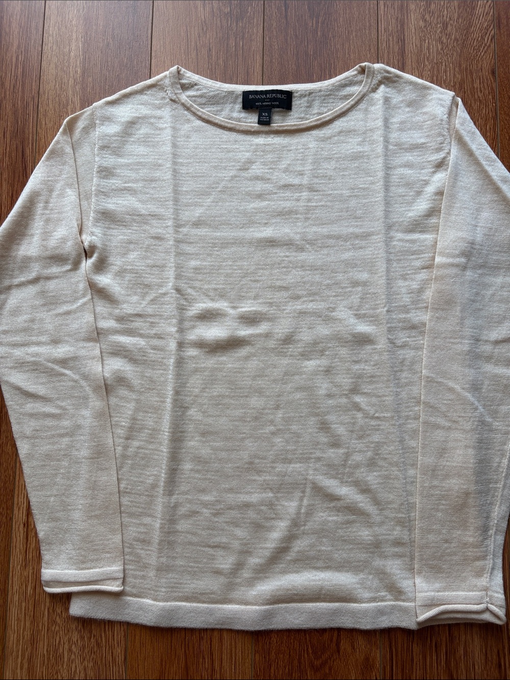Banana Republic 100% Merino Wool Boatneck Lightweight Sweater XS Cream EUC